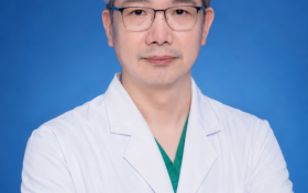 术后复查有肾积水、少量残石？康德泌尿专家解读，微创技术从源头降低肾脏损失风险