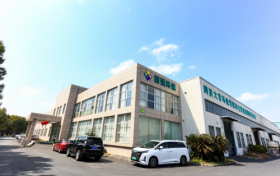 胡喜超：以创新驱动塑料循环经济的巾帼先锋