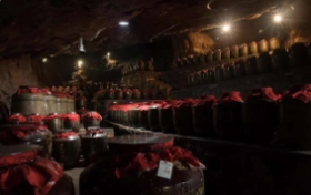 仙翁洞藏周孝文：一生酿美酒，匠心铸品牌